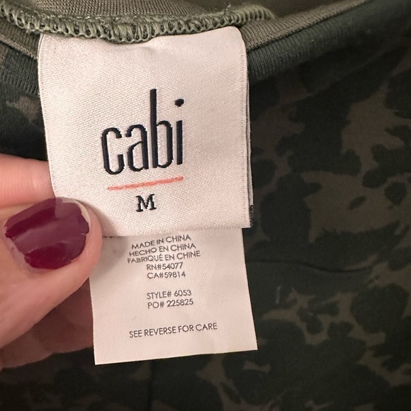 Cabi marathon woman’s green high rise camo quiet luxury old money legging MEDIUM - Picture 10 of 13